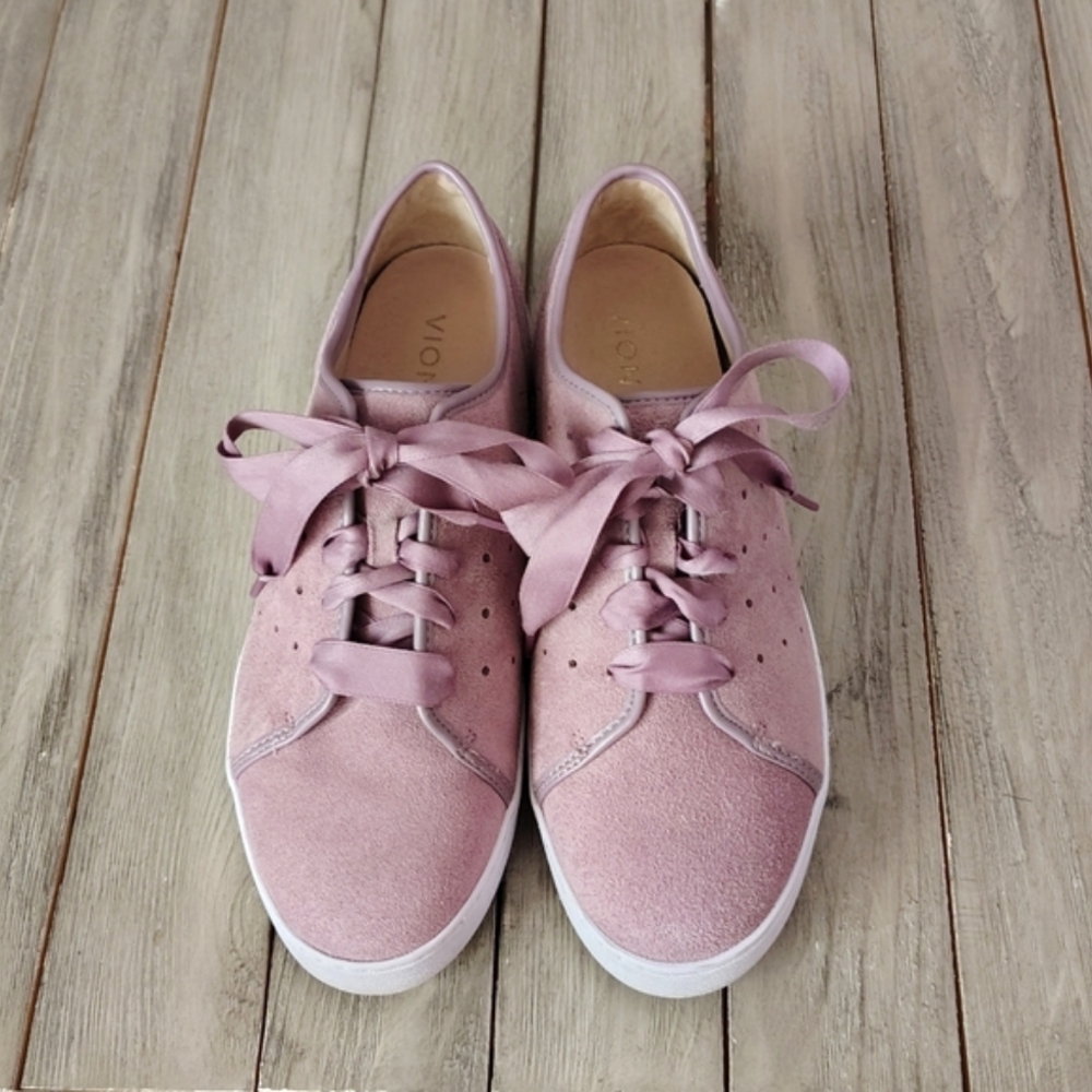 Vionic Keke Women's Supportive Suede Sneaker In Mauve Size 8